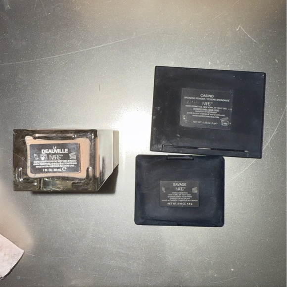 NARS Makeup Set - Picture 3 of 4